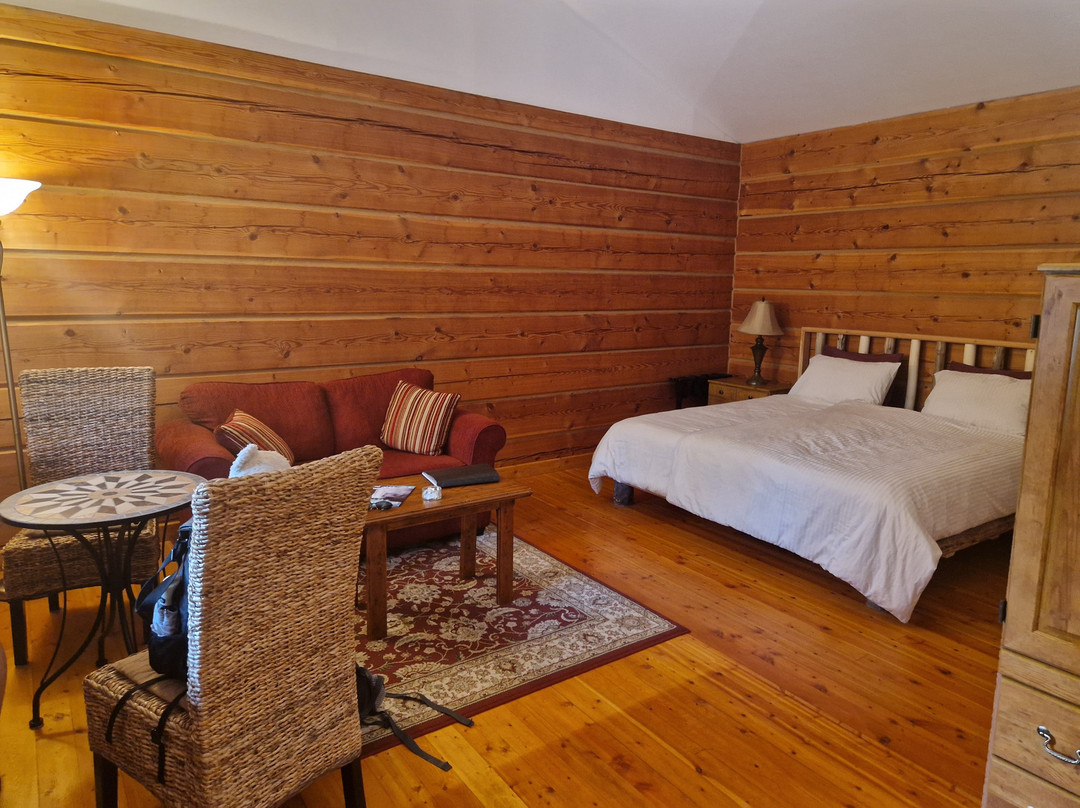 Moul Creek Lodge B & B主图