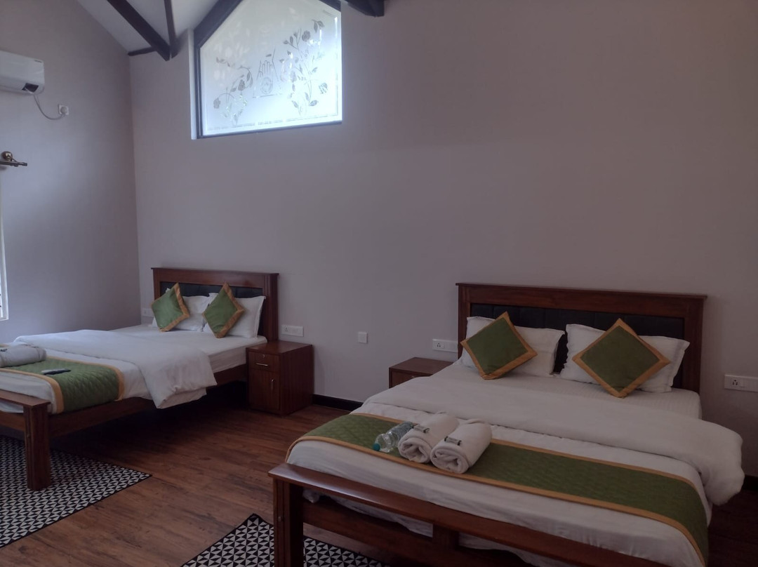Padmashree Stay, Horanadu