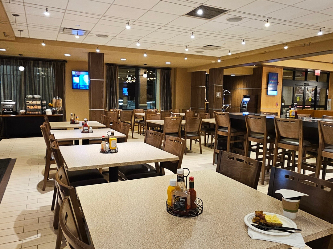 Best Western Plus Franciscan Square Inn And Suites Steubenville主图