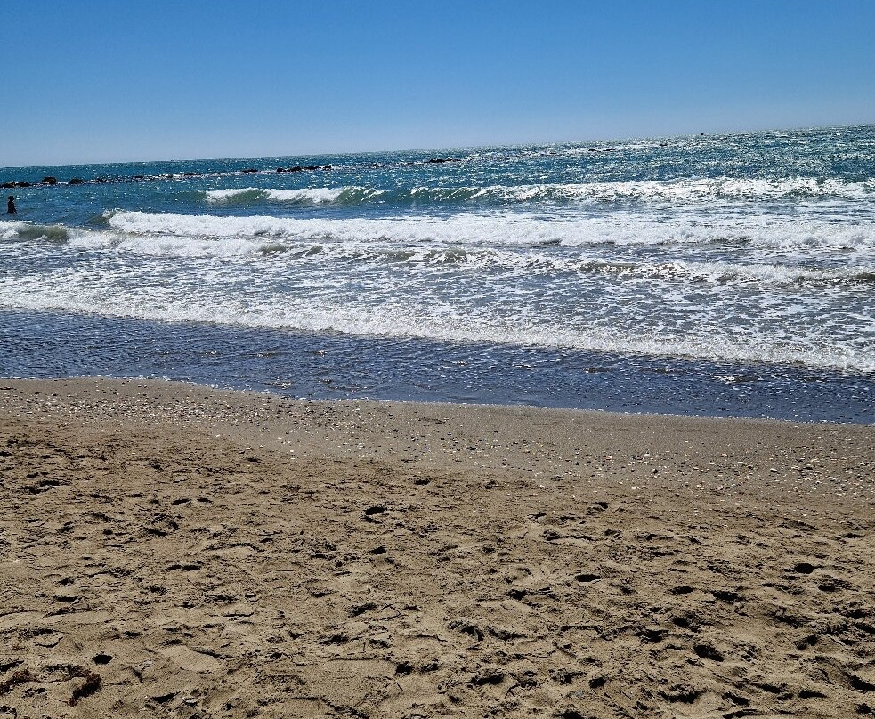 Malapesquera Beach景点图片