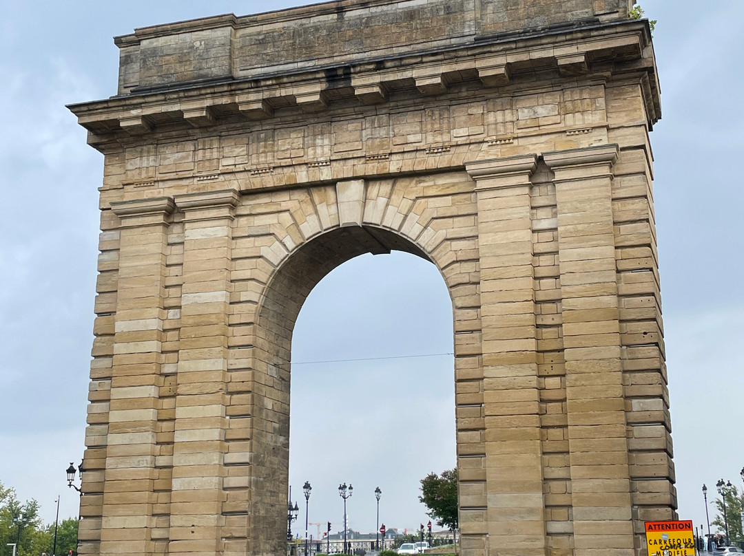 Porte de Bourgogne景点图片