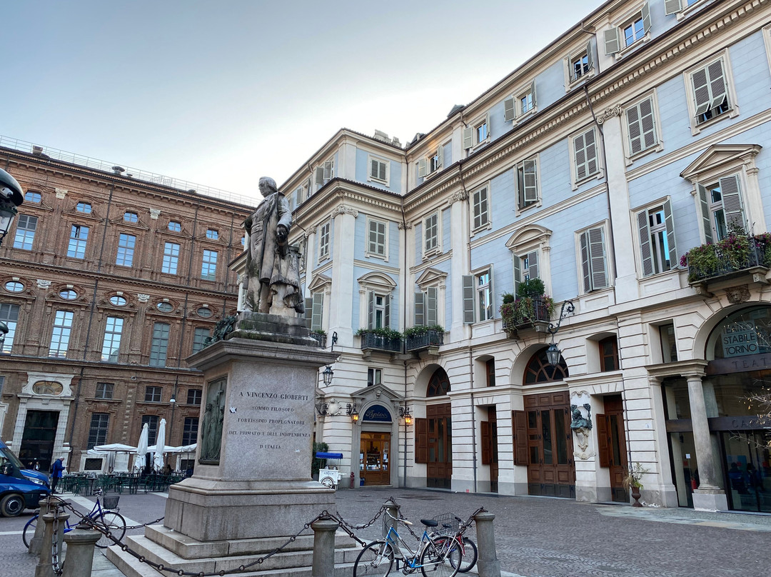 Piazza Carignano景点图片