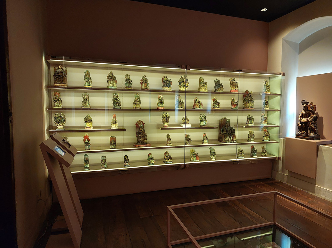 Museu de Sant'Ana-蒂拉登特斯必去景点