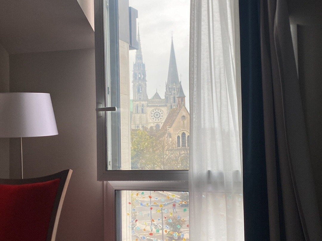 Mercure Chartres Centre Cathedrale主图