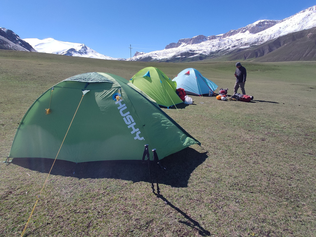 Azerbaijan Mountain Guide-巴库必去景点