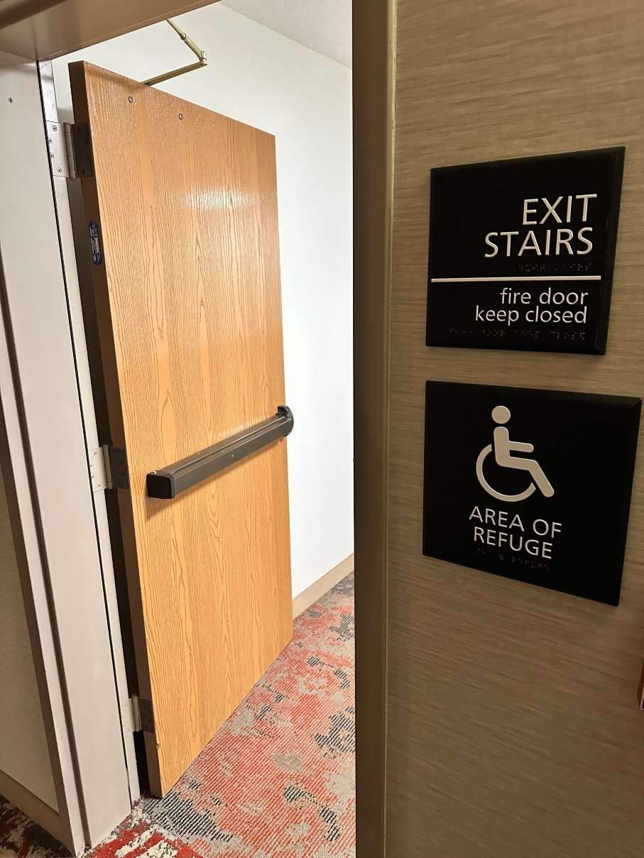 Hampton Inn & Suites Ft. Wayne-North-浴室