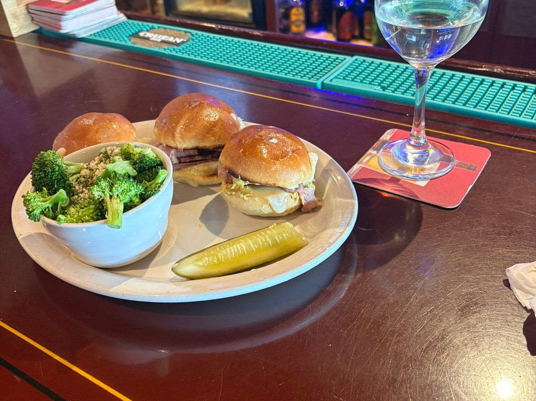 McKenna's Place-Palm Springs必去景点