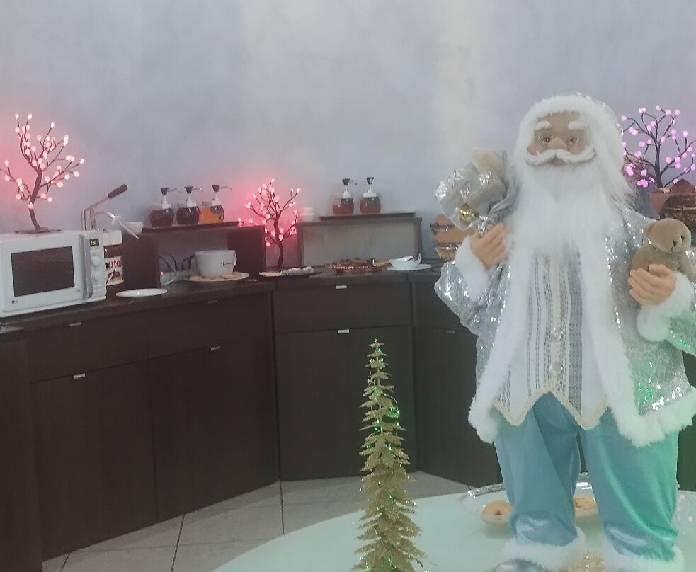 勒基尼斯特酒店主图