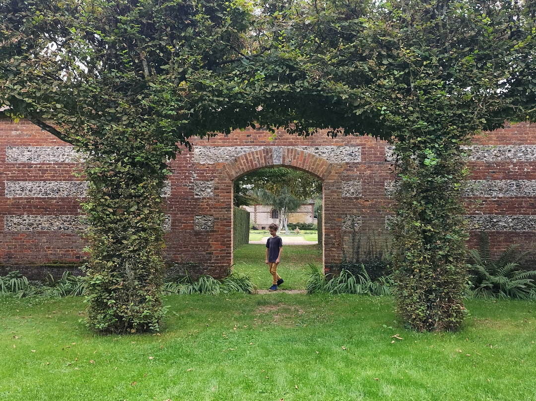 Le Jardin des Sculptures Château de Bois-Guilbert景点图片