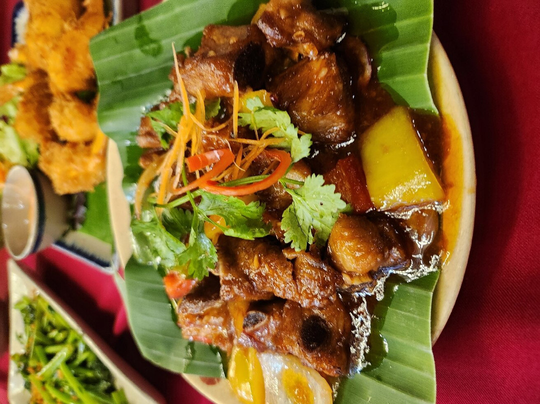 Nhà Hàng Hải Sản Bếp Nhà Grandworld Phú Quốc