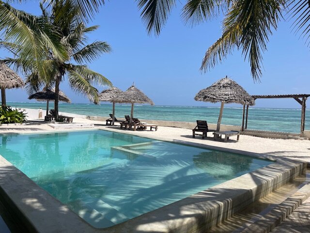 Milele Beach Resort-泳池