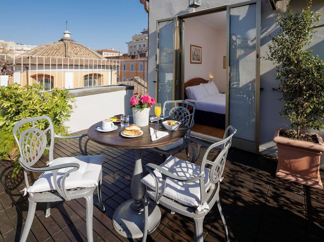 拉斐尔酒店主图