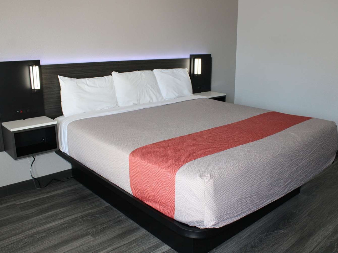 Clarion Pointe Decatur/ madison, AL