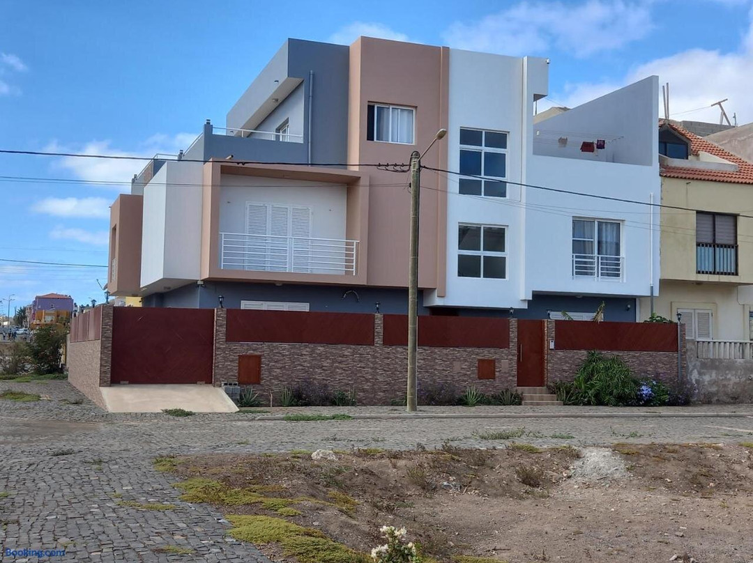 Nifa House