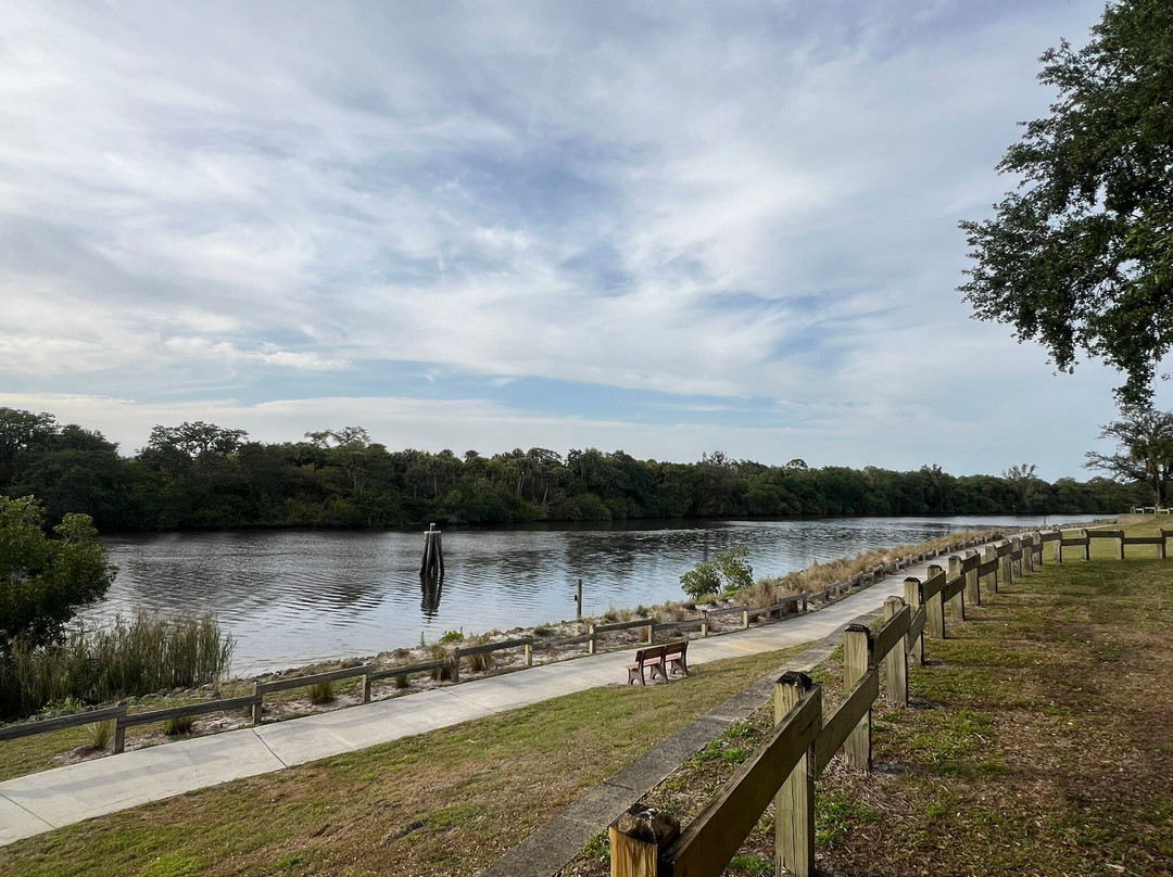 Phipps Park Campground-斯图尔特必去景点