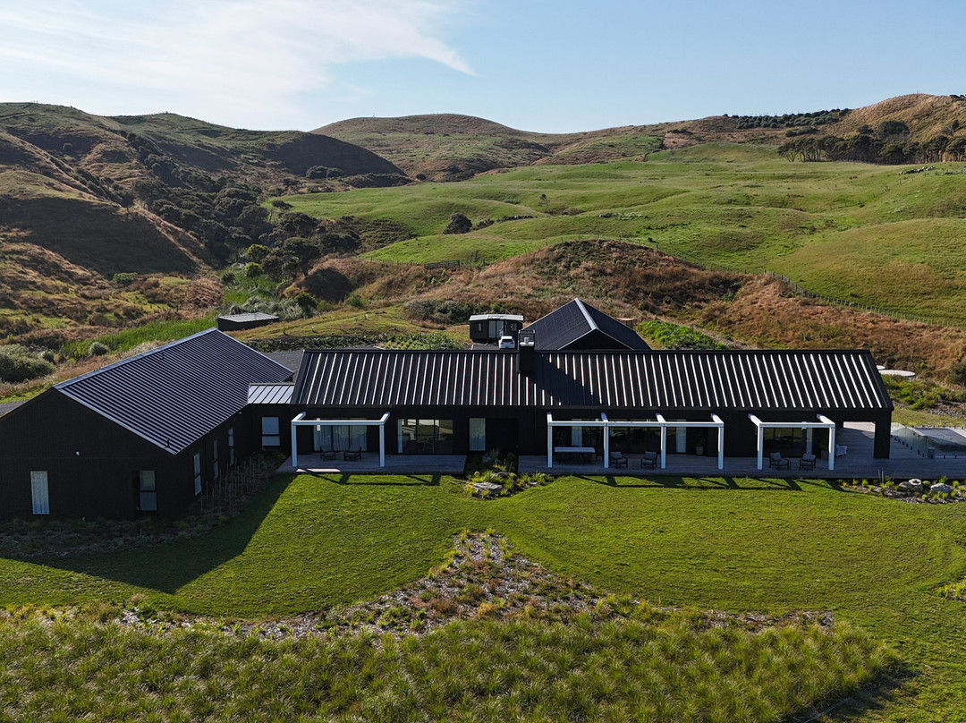 Port Waikato酒店住宿-Te Karaka Station & Lodge