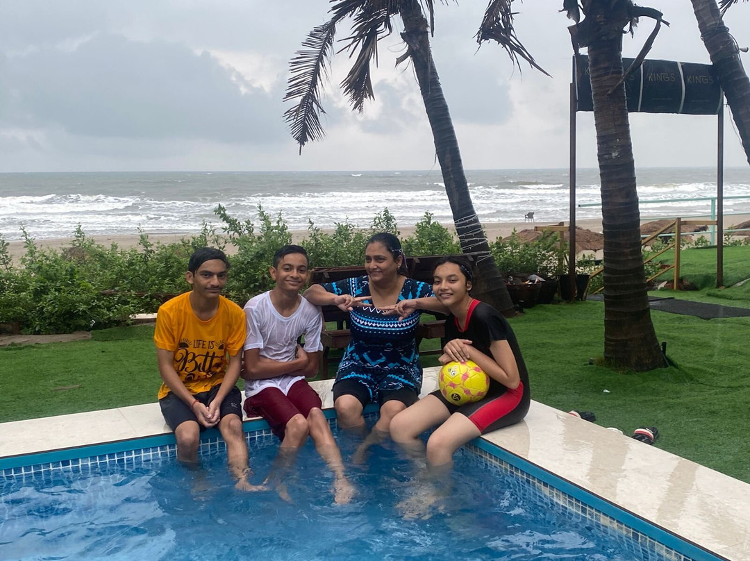 Amadi Beachfront Resorts主图