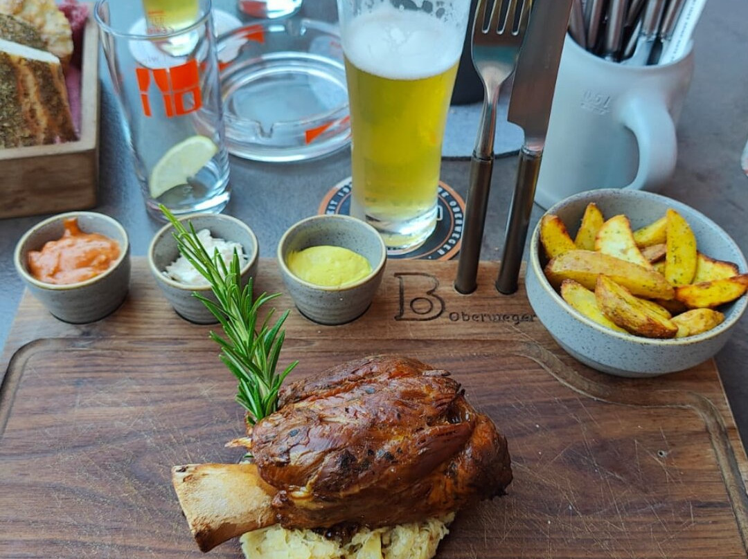 Oberweger Bierstube Durstkurort-Barbiano必去景点