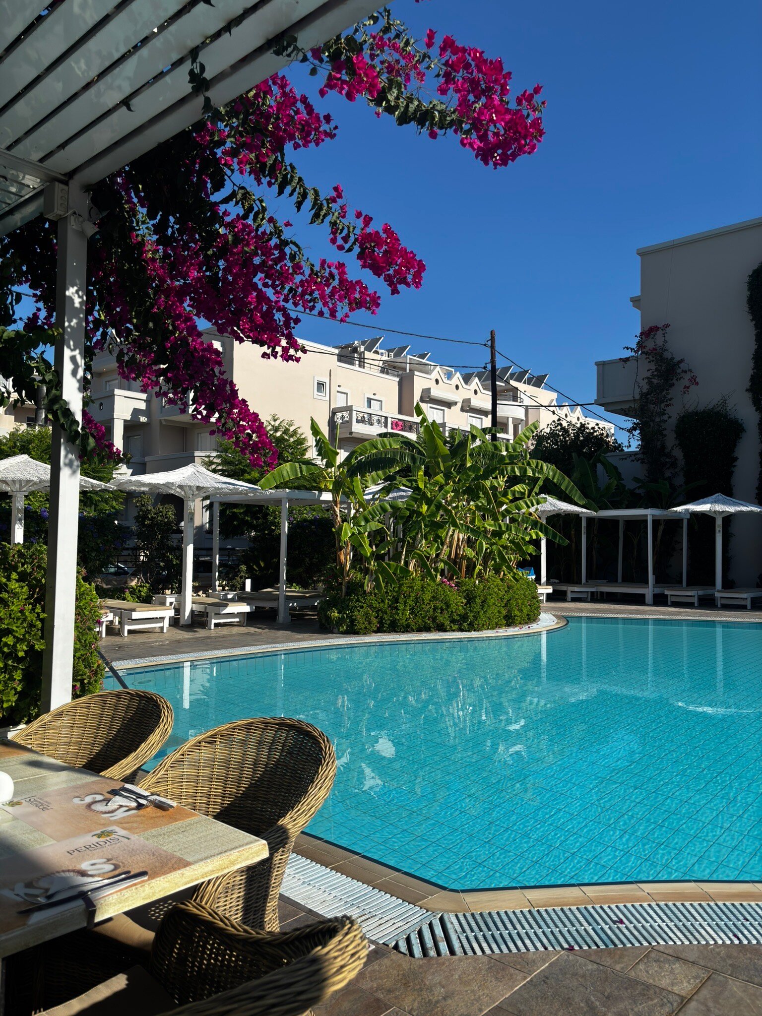 Peridis Family Resort-官方