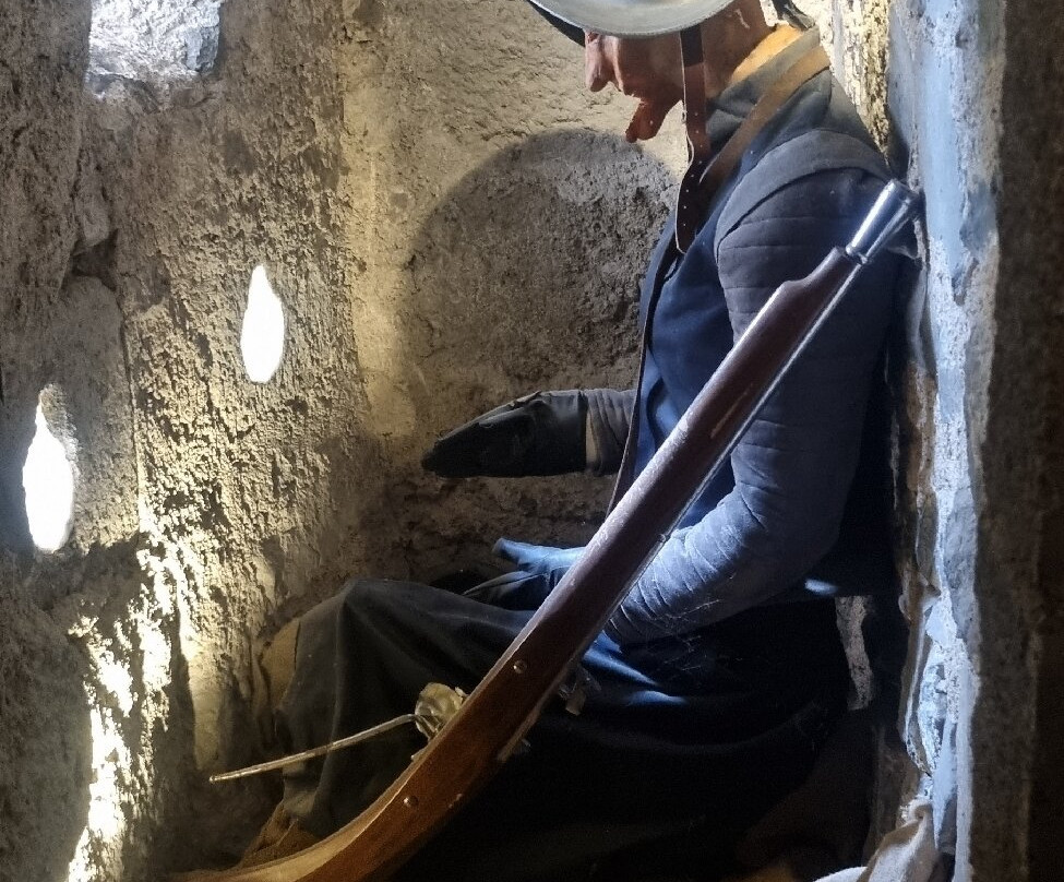 Forteresse de Saint-Vidal-Saint-Vidal必去景点