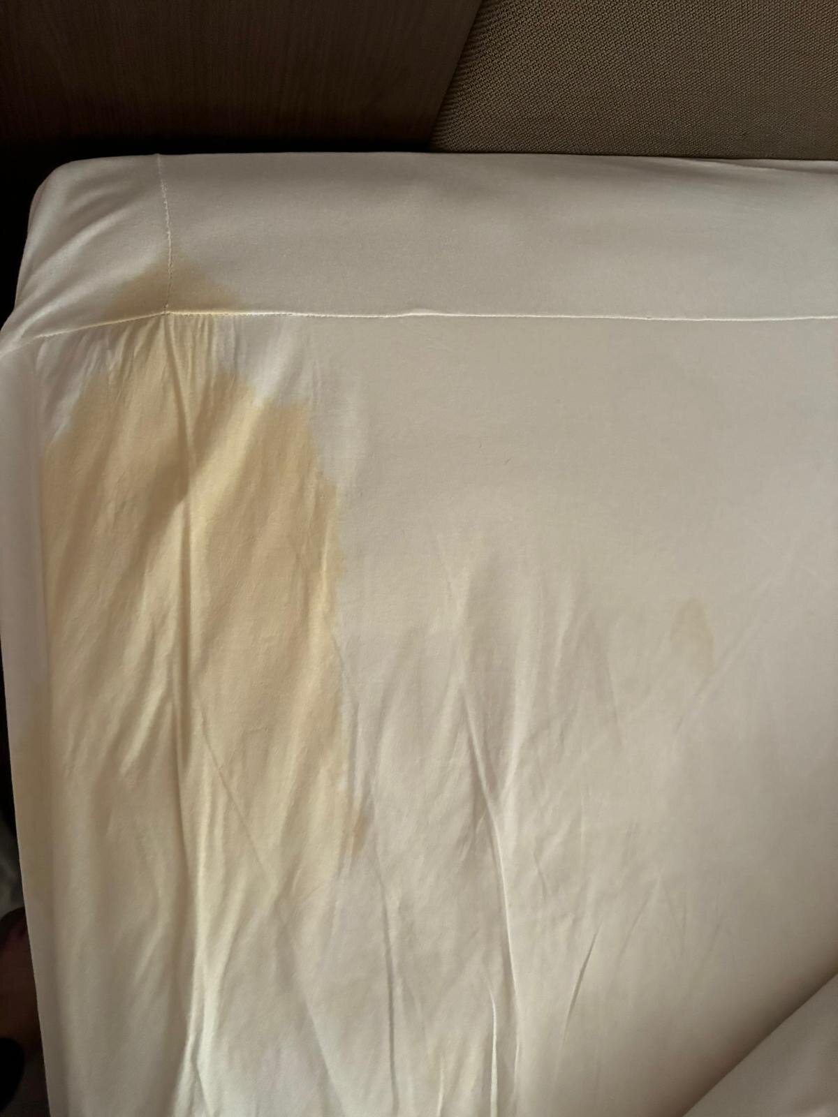 新罕布什尔斯图加特机场店-客卧