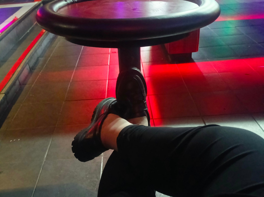 Neon Nights Bar Club-马卡蒂必去景点