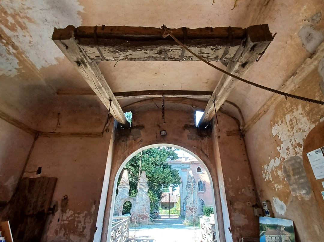 Castello di Padernello-Borgo San Giacomo必去景点