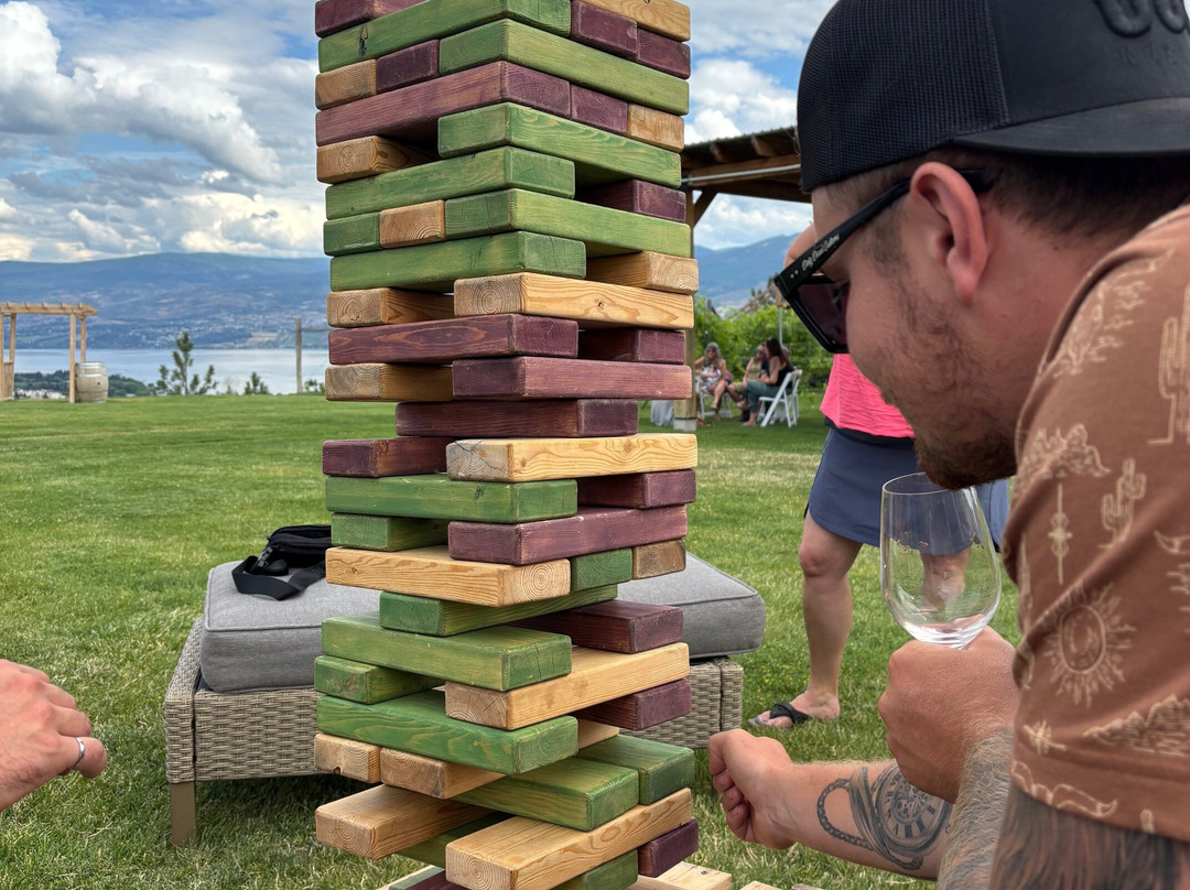 Off The Grid Organic Winery-西基隆拿必去景点