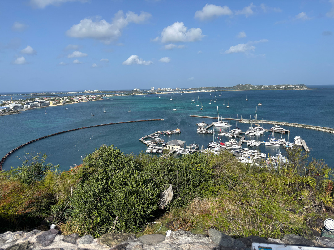 Fort Louis-Marigot必去景点