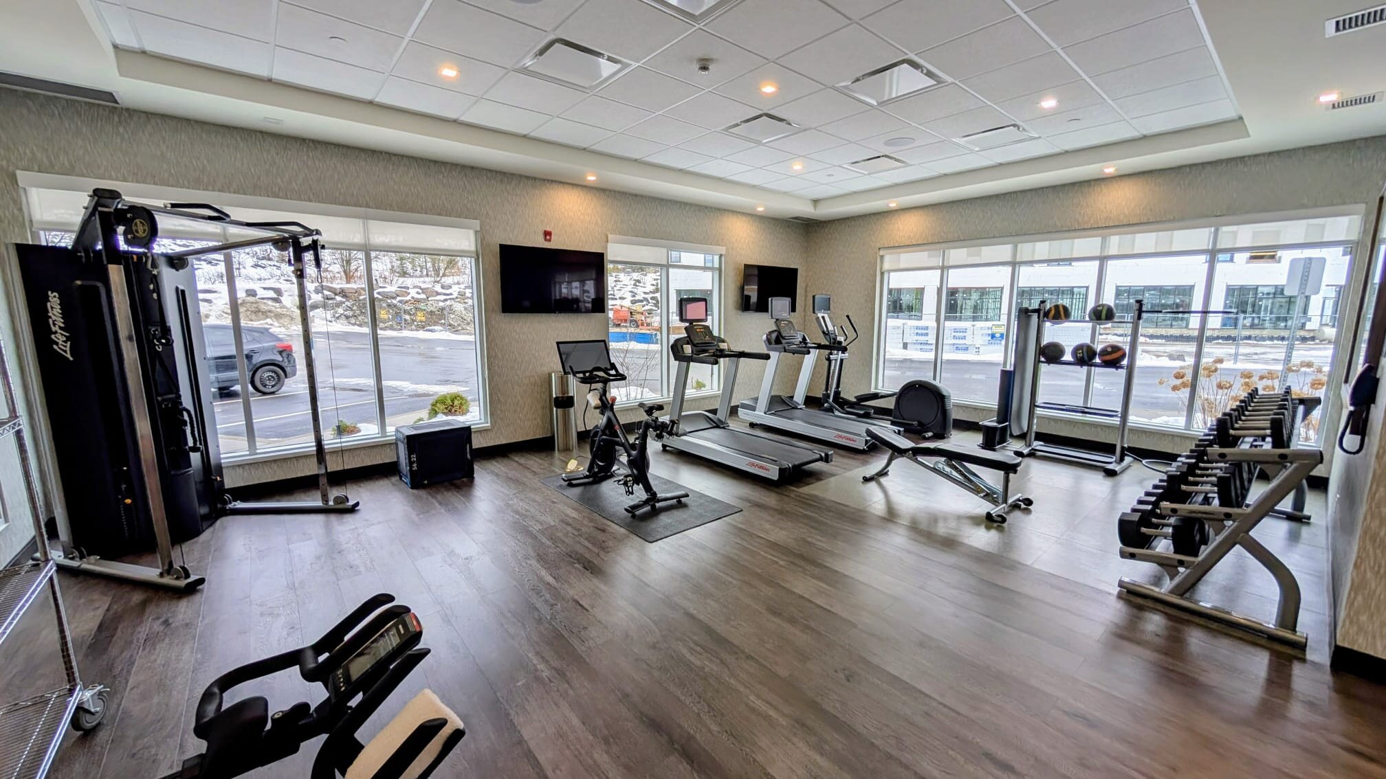 Home2 Suites by Hilton Huntsville-泳池