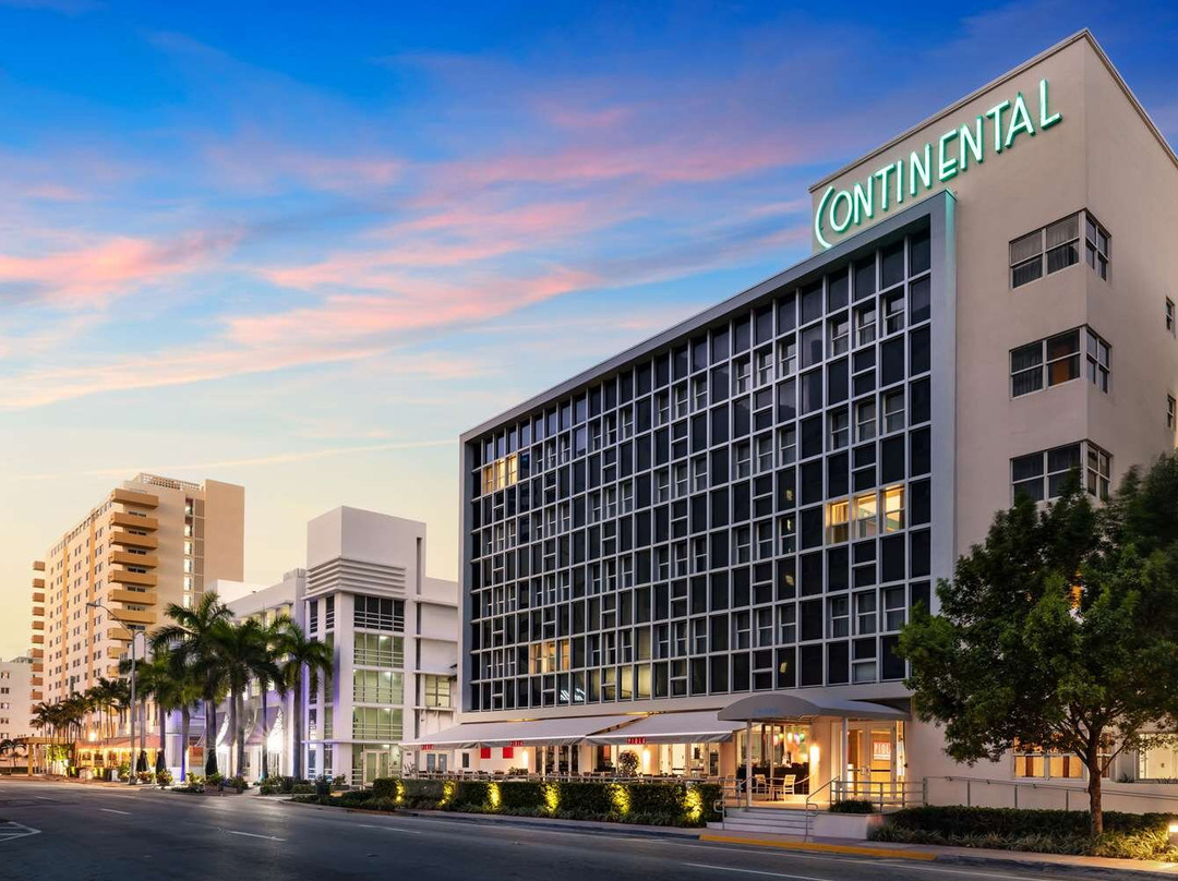 Hotel Continental Miami Beach, Tapestry Collection By Hilton