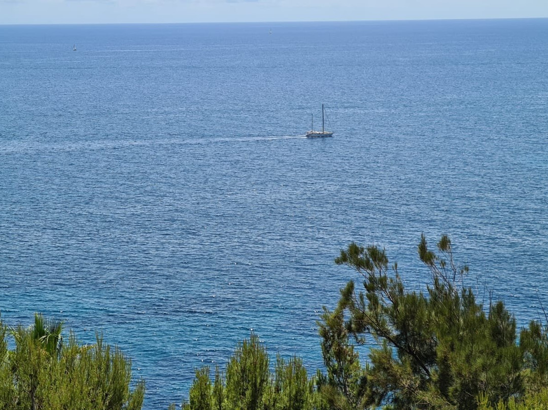 Logge di Santa Chiara-因佩里亚必去景点