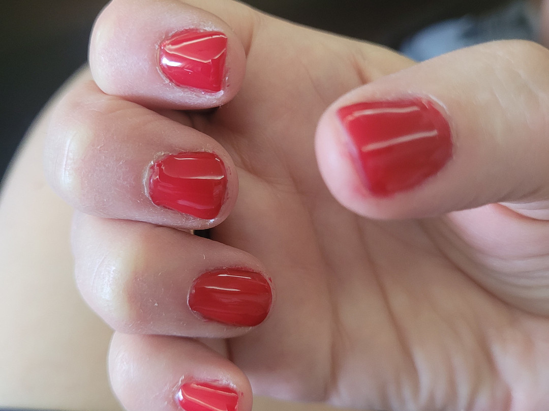 Nails Factory-阿罗约莫利诺斯必去景点