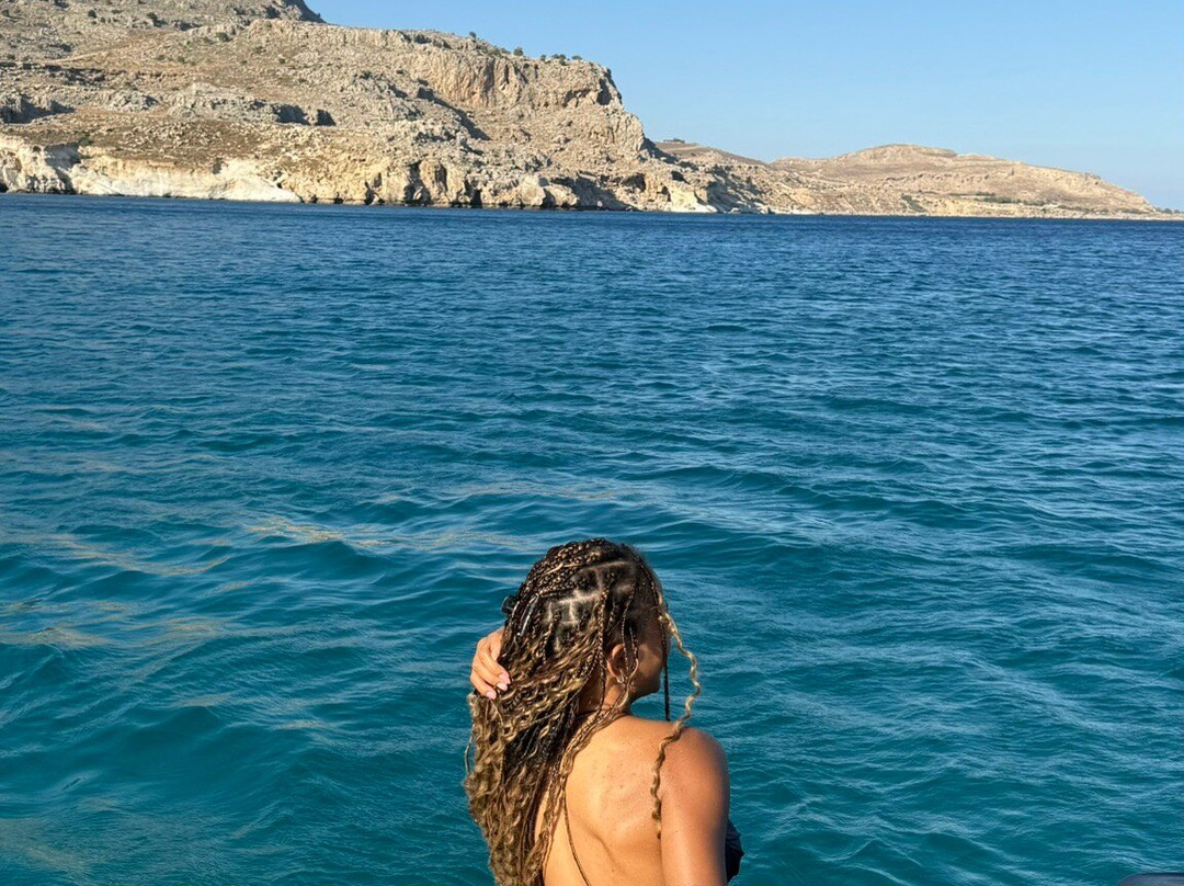 Yamas Boat Stegna-Stegna必去景点