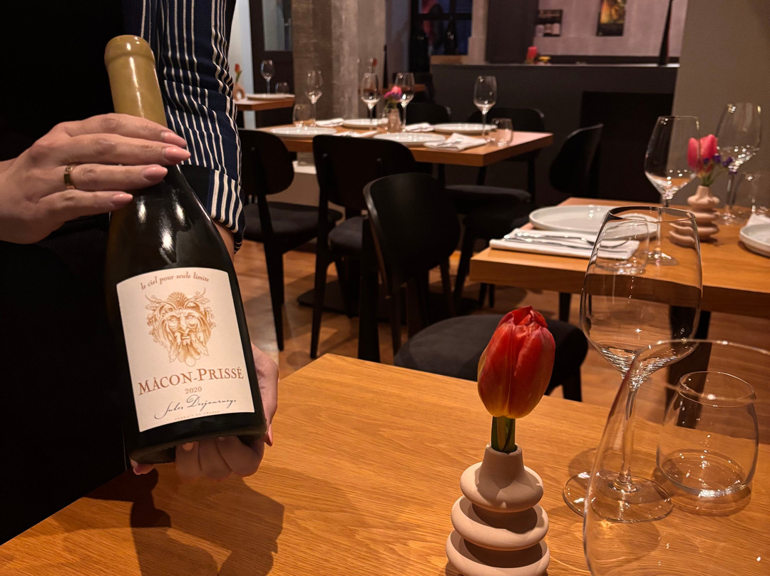 Vinoteca Wine & Food