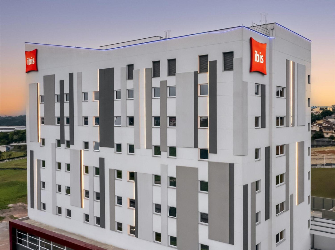 Santa Isabel酒店住宿-Ibis Arujá