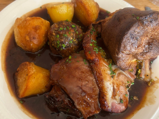 The Unicorn Inn主图