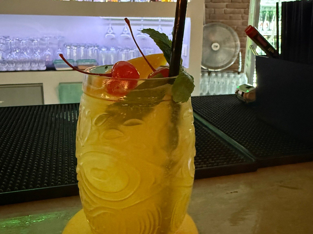 Ostria Beach Bar-Kalathos必去景点