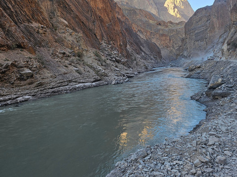 ALHABIB TRAVELS-斯利那加必去景点