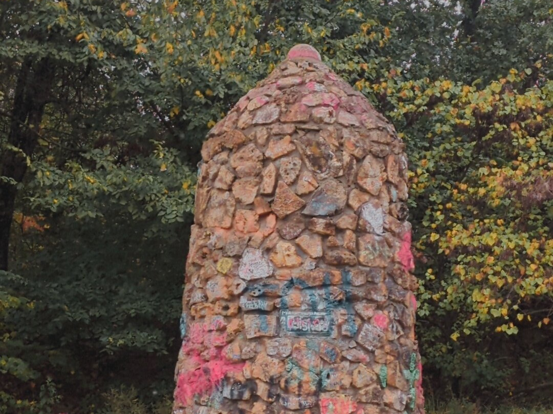 Stand on Three States: Kansas, Missouri, Oklahoma-Quapaw必去景点