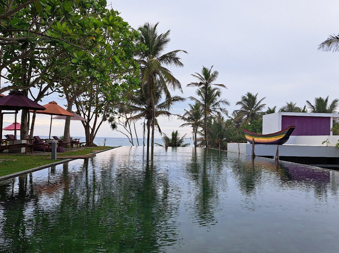 Underneath The Mango Tree主图