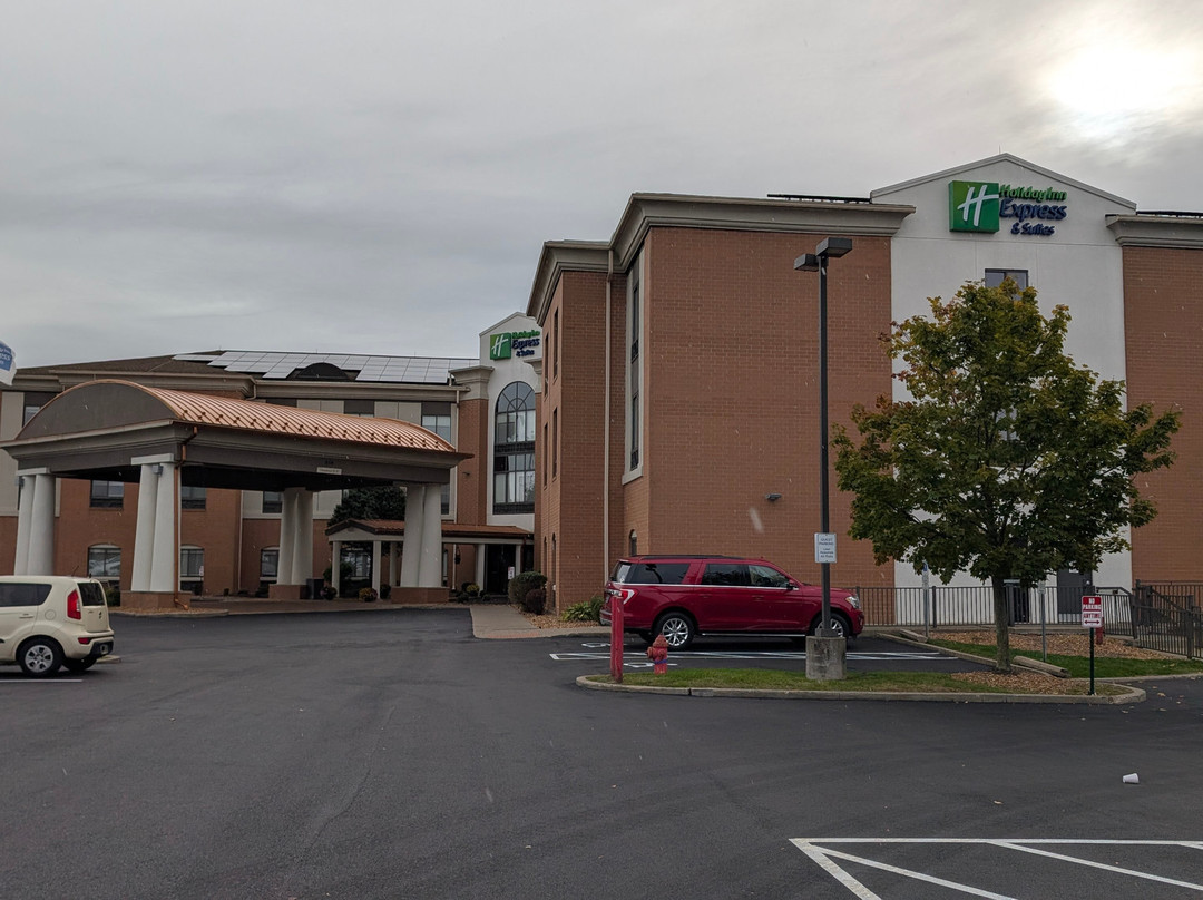 Holiday Inn Express & Suites Akron Regional Airport Area By IHG主图