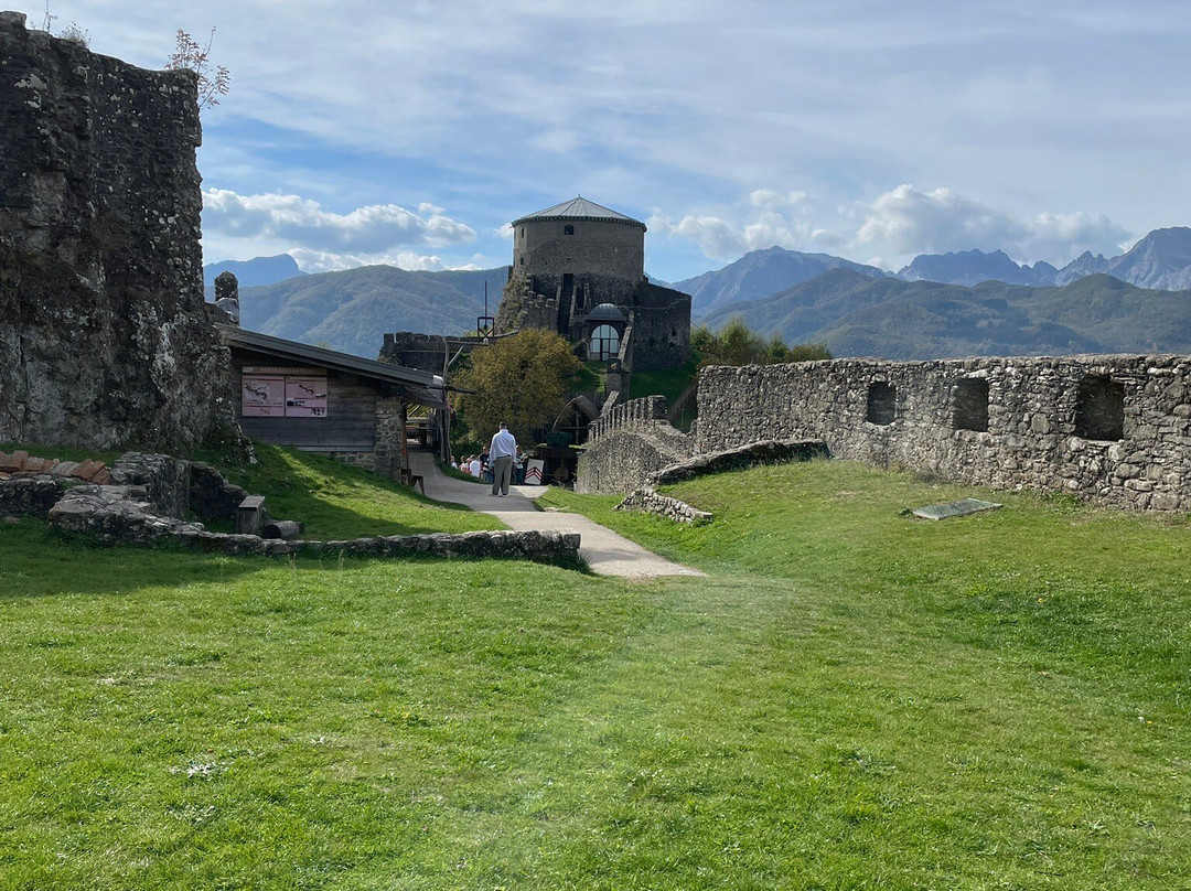 Fortezza delle Verrucole - Archeopark-San Romano in Garfagnana必去景点