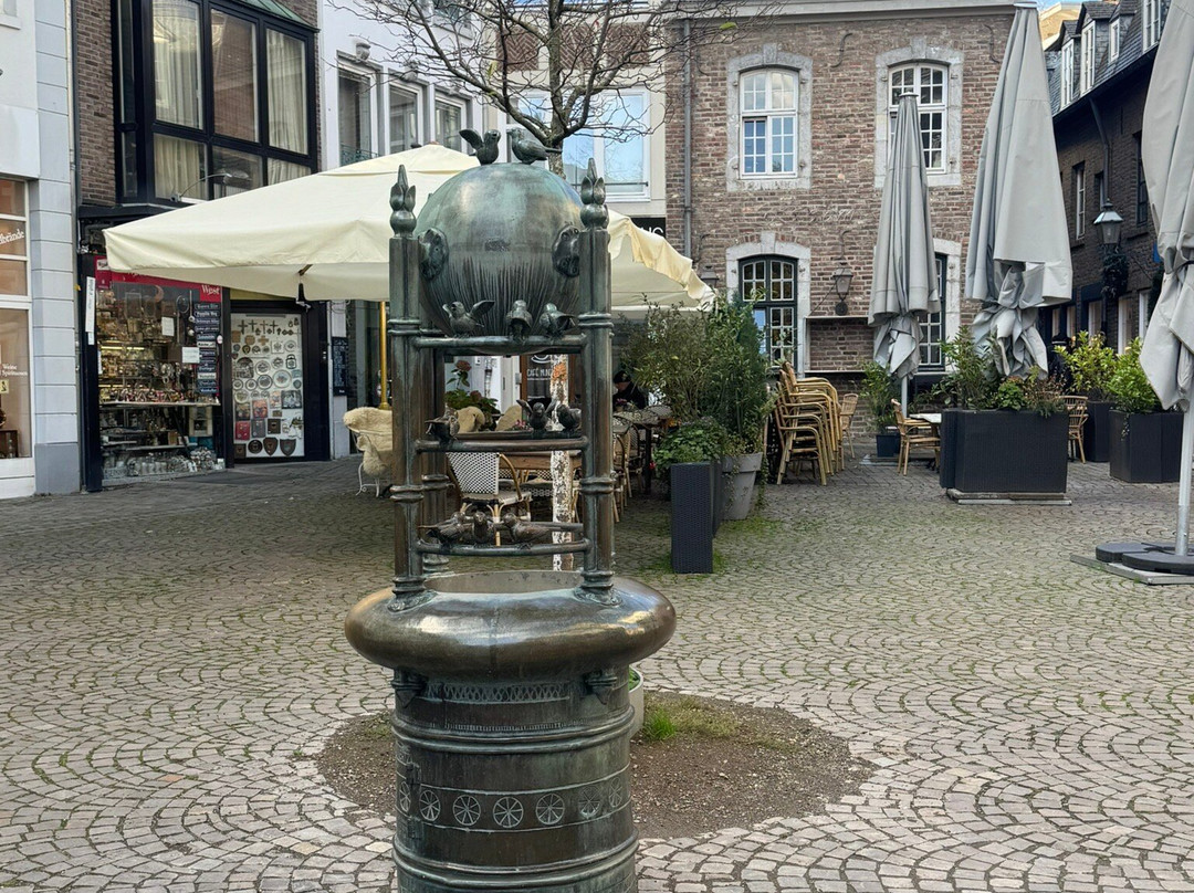 Spatzenbrunnen-亚琛必去景点