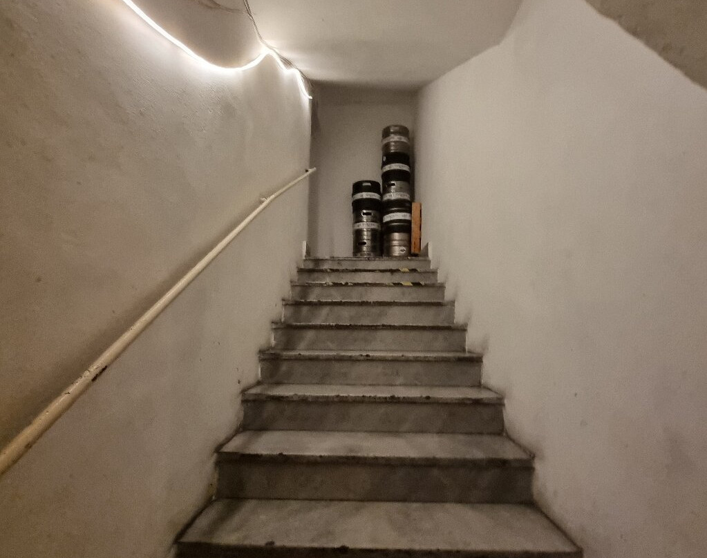 Studňa - Umelecký Klub, Coffee, Craft Beer A Borovička Bar
