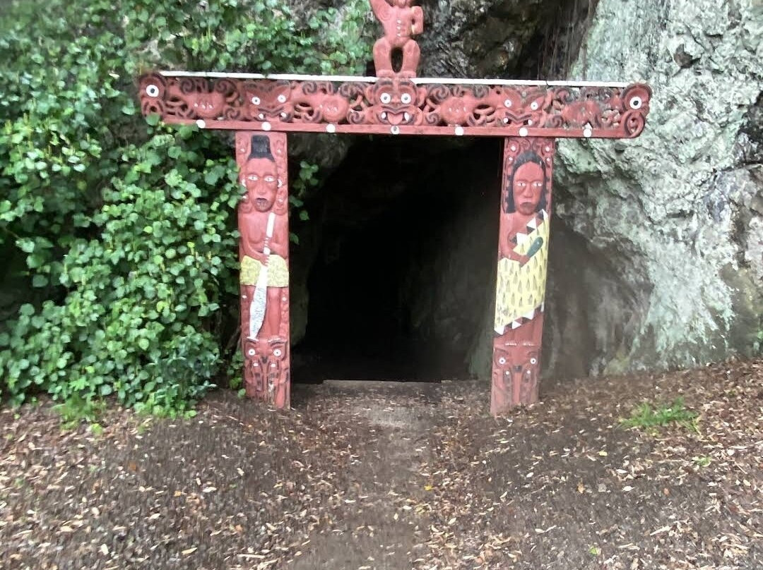 Muriwai's Cave-法卡塔尼必去景点