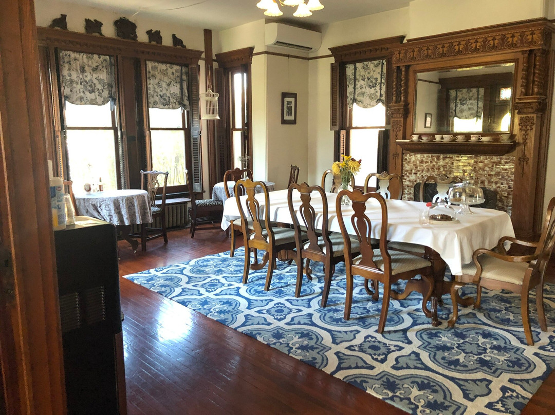 Gage Mansion Bed & Breakfast主图