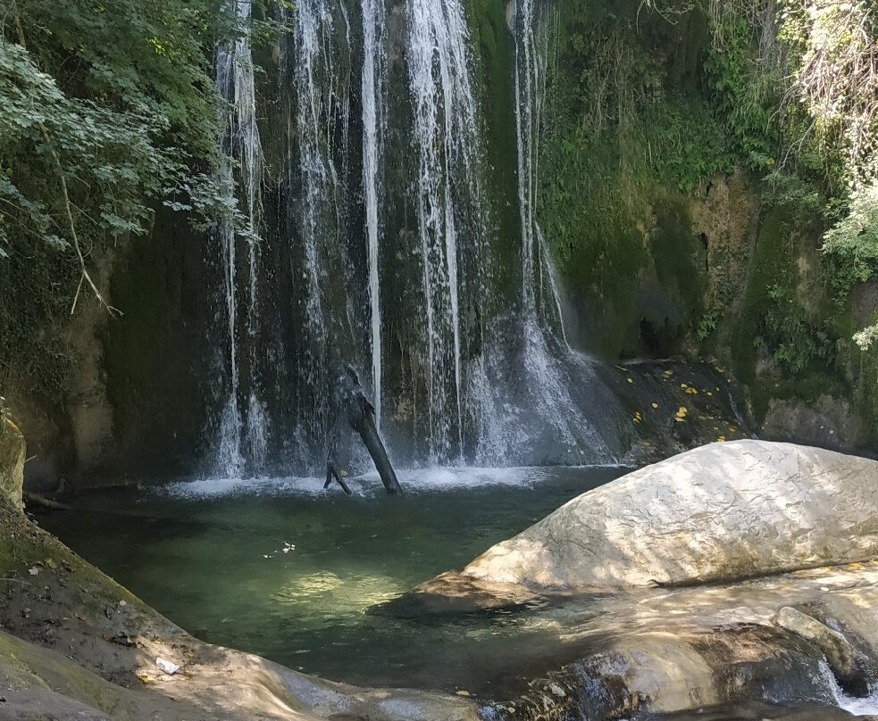 Le Cascatelle di Sarnano-Romani必去景点