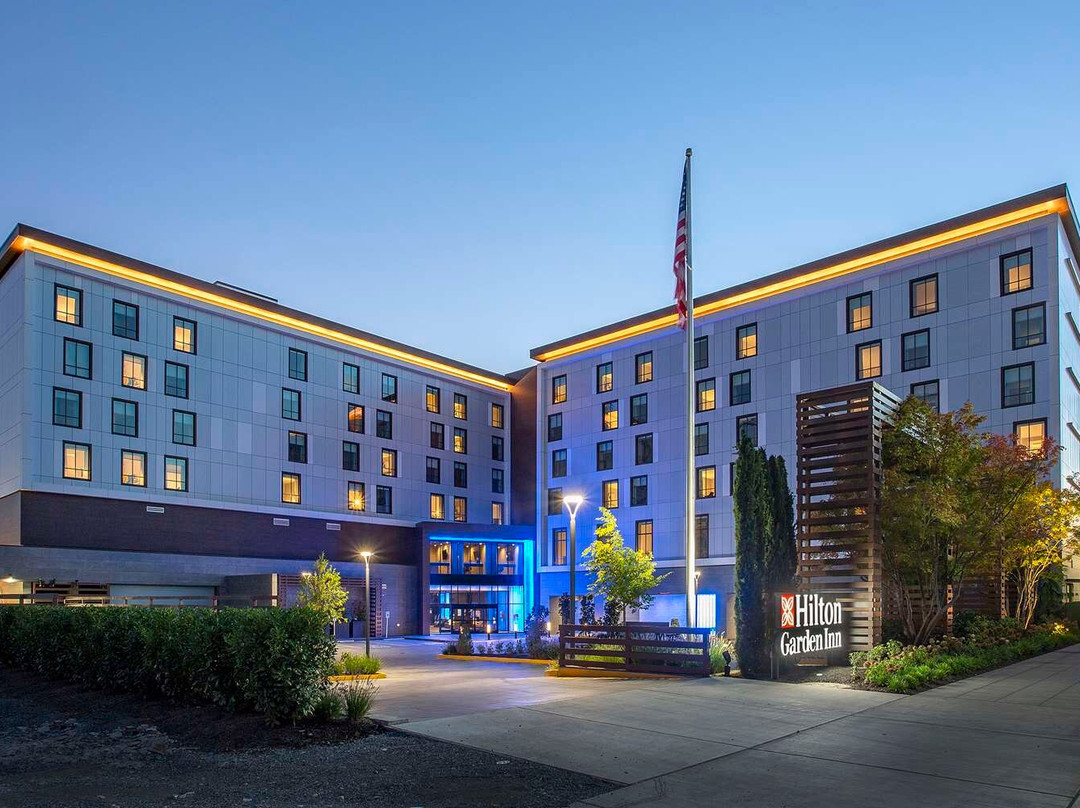 Hilton Garden Inn Redmond Seattle主图