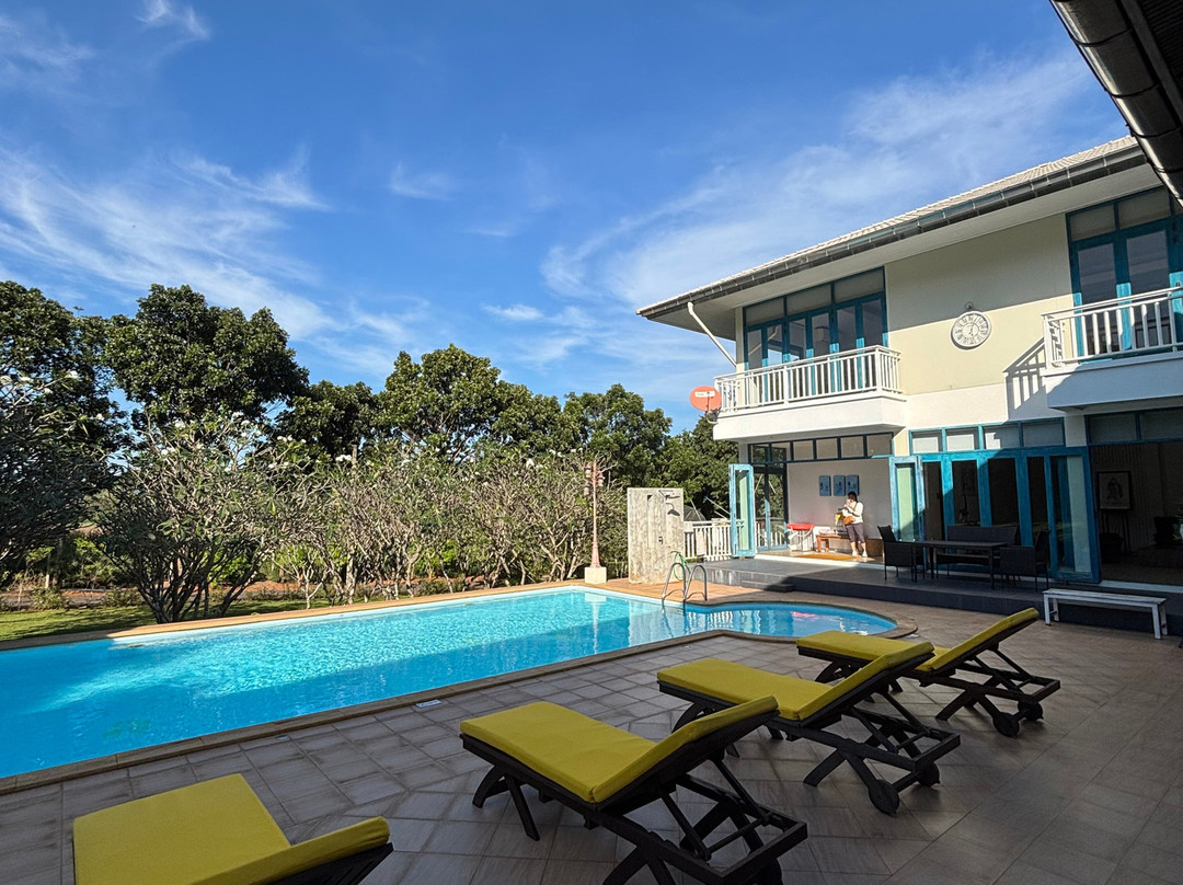 Santosha Health & Lifestyle Resort主图